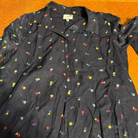 NEW Tuckernuck Floral Embroidered Mini Shirt Dress Navy Sheen Sz M Preppy Chic - Picture 13 of 16